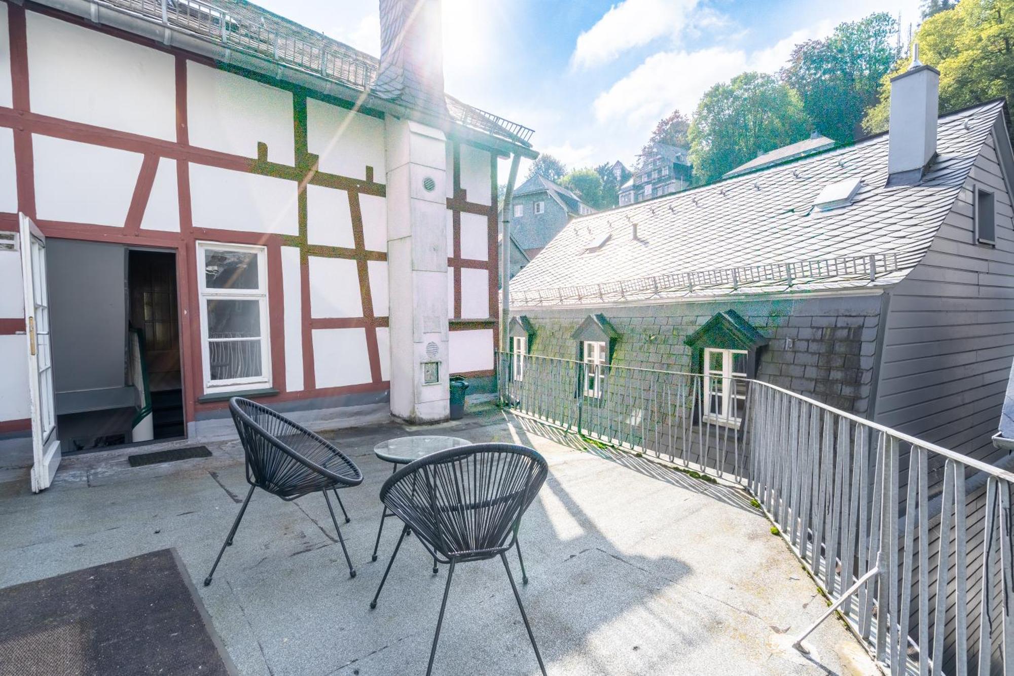 Holideis Monschau Center Apartments ภายนอก รูปภาพ
